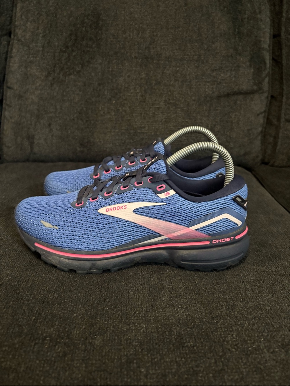 Brooks Ghost 15 Running Shoes Sneakers Womens Size 7.5 Blue Pink Gym Shoes - Picture 3 of 7